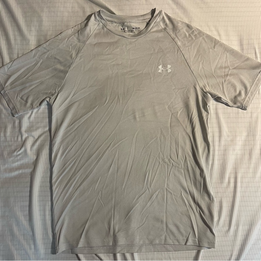 Under Armour Men’s Light Gray Short-Sleeve Performance Tee